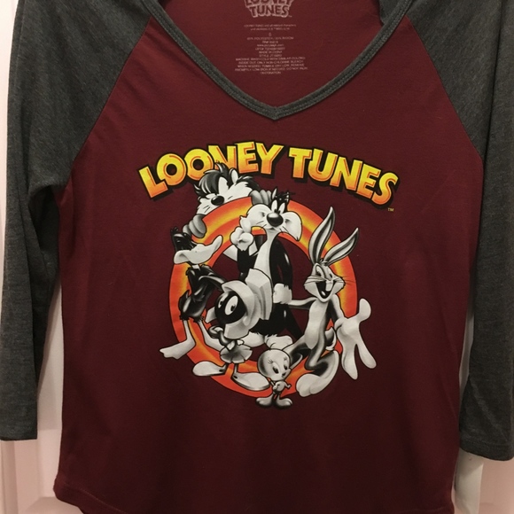PRICE DROP! Looney Tunes T-Shirt NWT!! - Picture 4 of 4